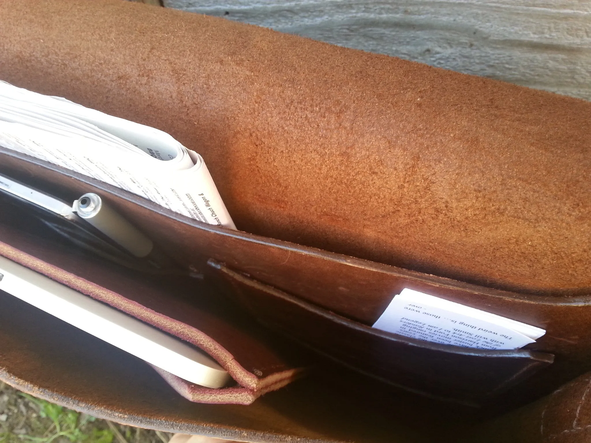 Campbell's Classic Leather Messenger Bag