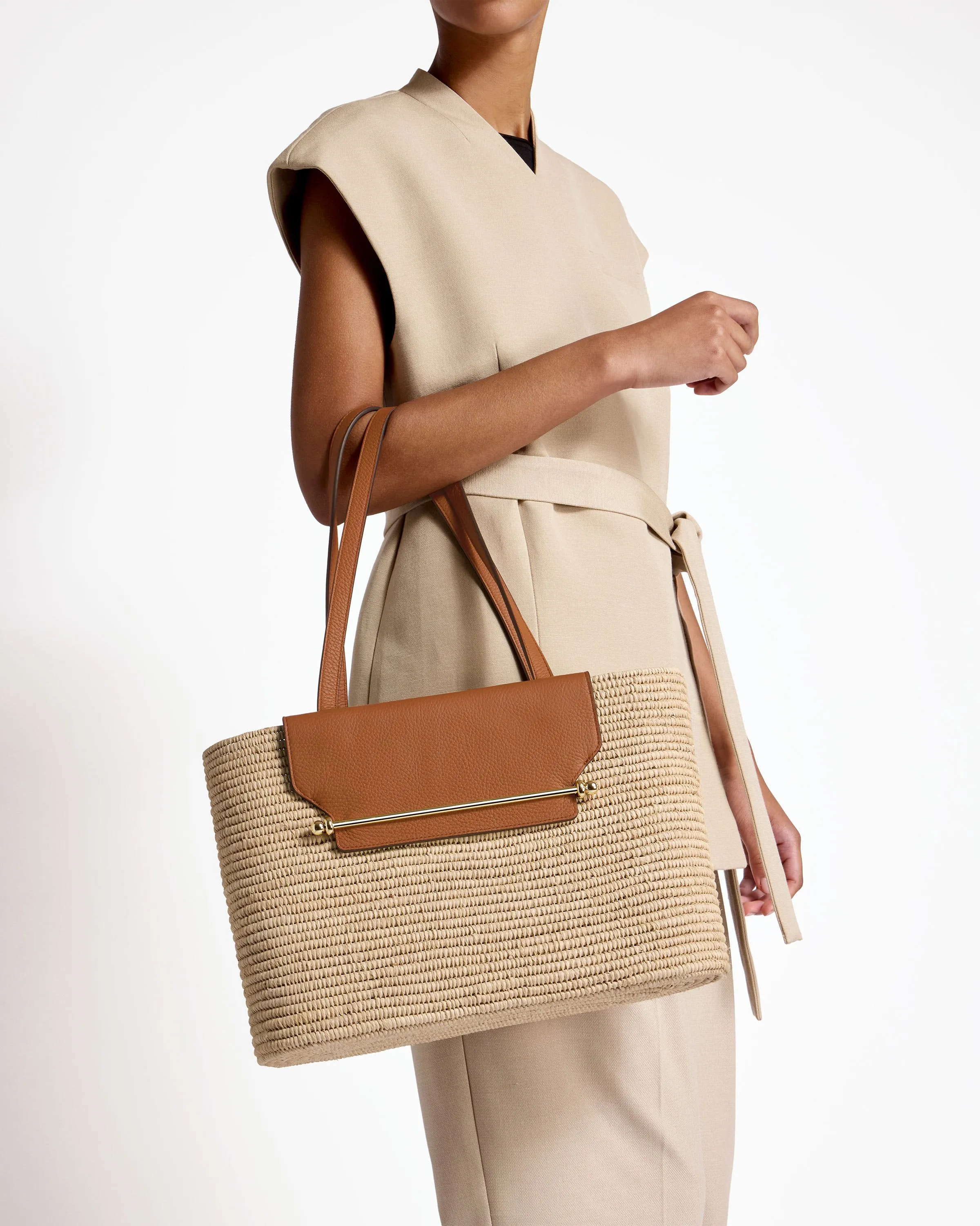 The Strathberry Basket (Medium) - Raffia/Leather Tan